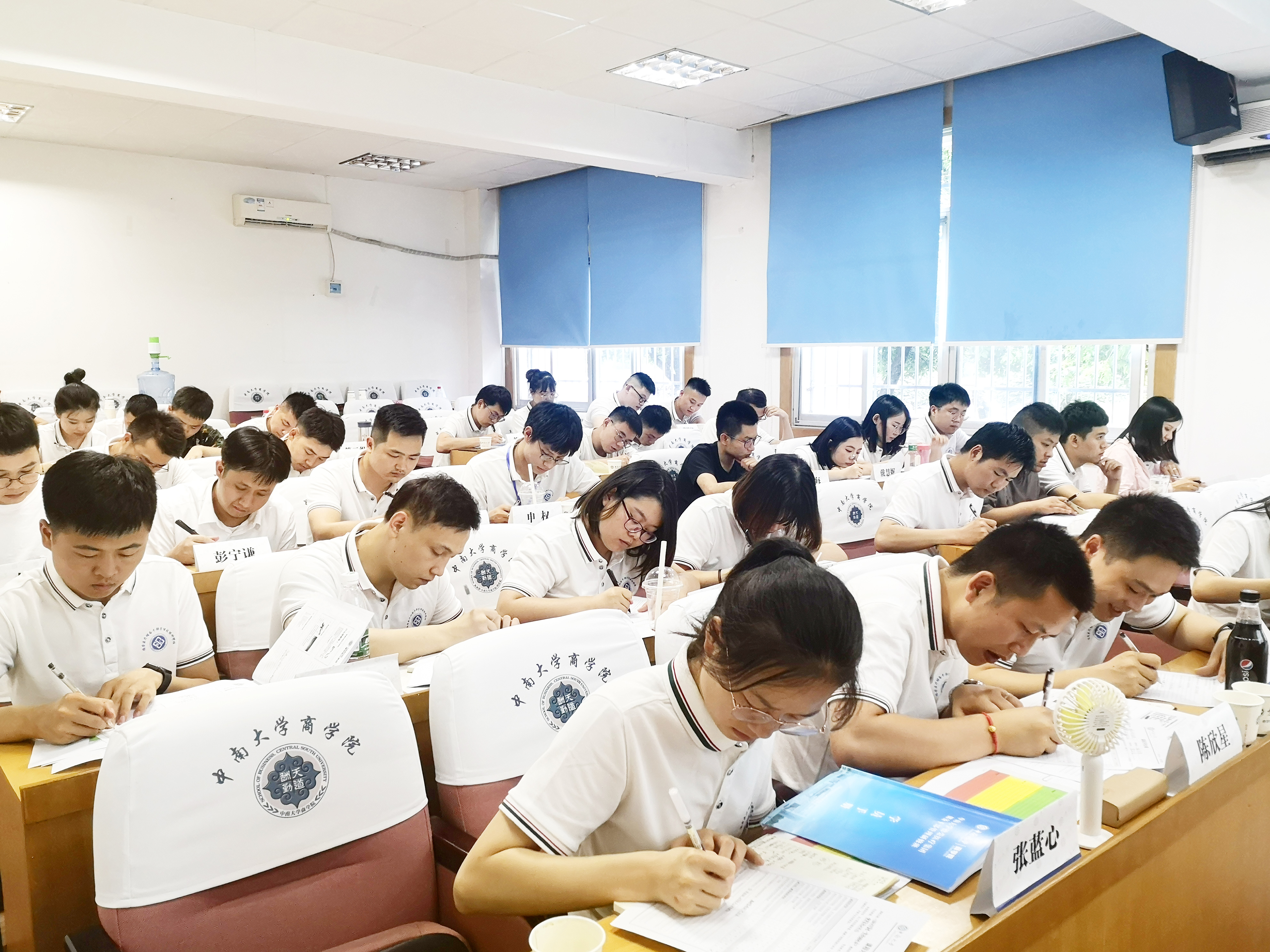 930cc15d7dab2a650f74b6085fa62a0.jpg 930cc15d7dab2a650f74b6085fa62a0.jpg