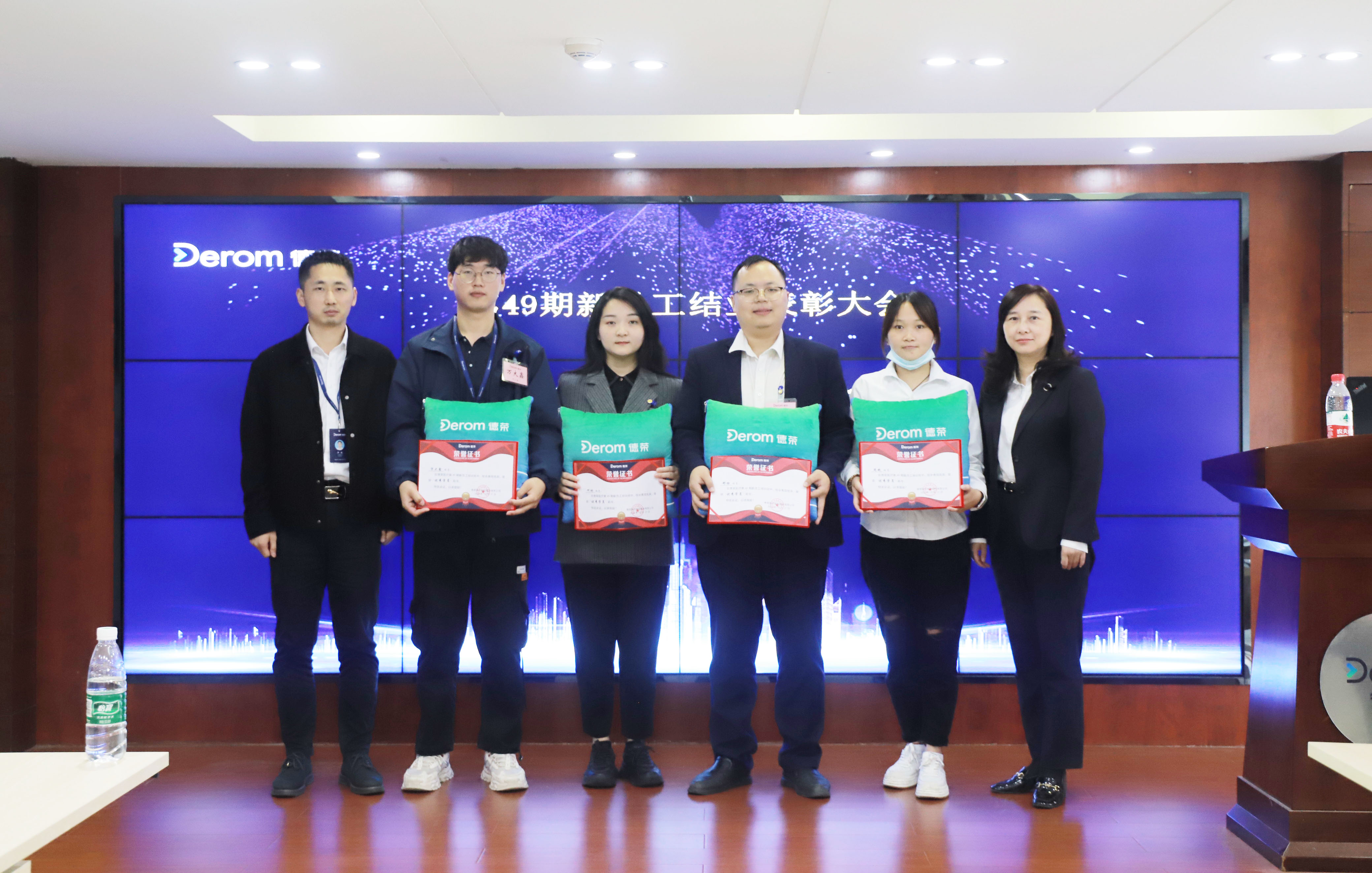 优秀学员.jpg 优秀学员.jpg